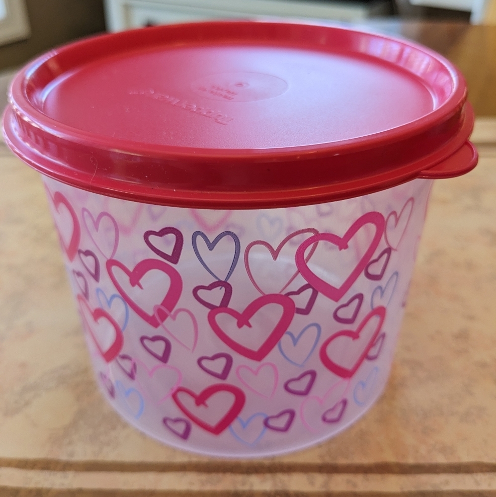 Mini Canister New Tupperware 2-Cup Hearts Rubine Red Valentine's Day